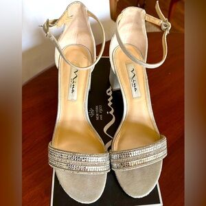 Nina special occasion sandals-soft silver.